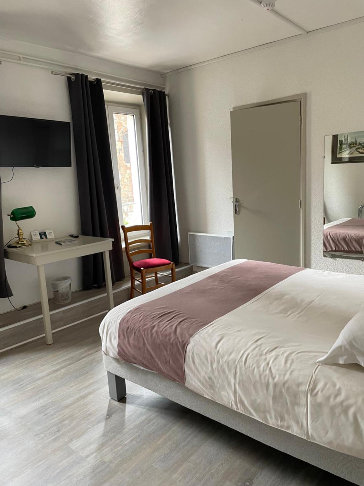 Logis Hotel Restaurant Des Voyageurs Saint-Paulien Экстерьер фото